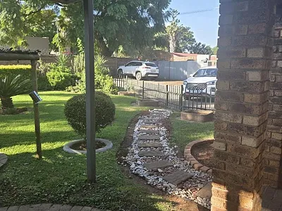 3 Bedroom Townhouse To Rent in Pretoria - N8rP.webp