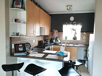 2 Bedroom Townhouse To Rent in Pretoria - 0KxF.webp