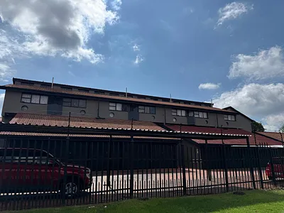 2 Bedroom Apartment For Sale in Centurion - hCoK.webp