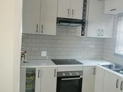 3 Bedroom House For Sale in Akasia - img