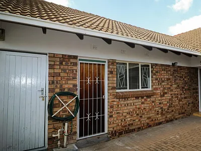 3 Bedroom Apartment For Sale in Brits - k3eB.webp