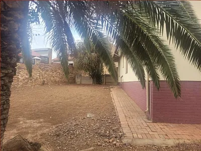 3 Bedroom House For Sale in Pretoria - img