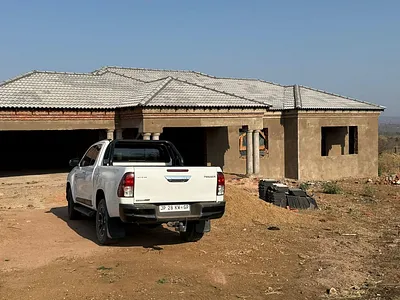 3 Bedroom House For Sale in Thohoyandou - V4Uh.webp