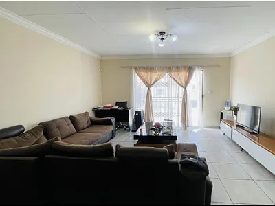 3 Bedroom Apartment For Sale in Akasia - bQ6x.webp