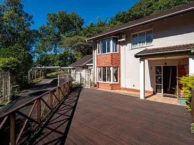 3 Bedroom Townhouse For Sale in Kloof - AymV.webp
