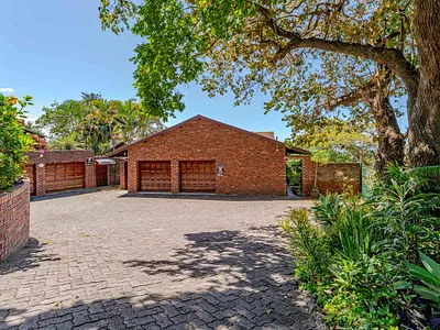 4 Bedroom Townhouse For Sale in Durban - img