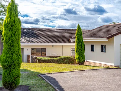 2 Bedroom Townhouse For Sale in Pinetown - pOtf.webp