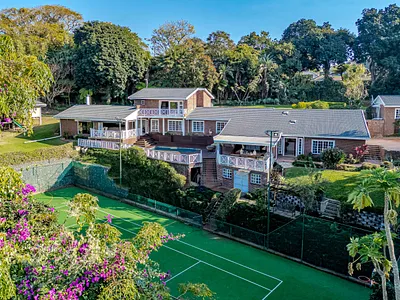 5 Bedroom House For Sale in Durban - 8YLQ.webp