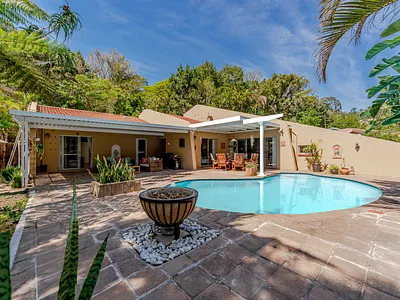 4 Bedroom House For Sale in Durban - img