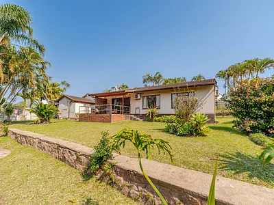 3 Bedroom House For Sale in Pinetown - lb4K.webp