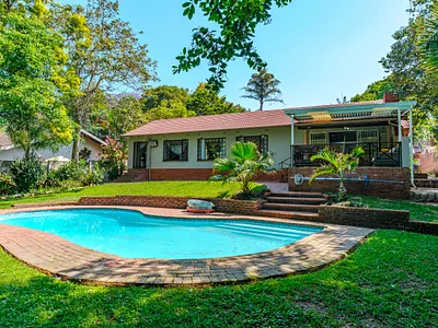 4 Bedroom House For Sale in Pinetown - WoVw.webp