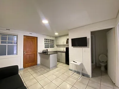 2 Bedroom Apartment For Sale in Stellenbosch - 6gwj.webp