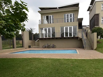 2 Bedroom Apartment For Sale in Randburg - img
