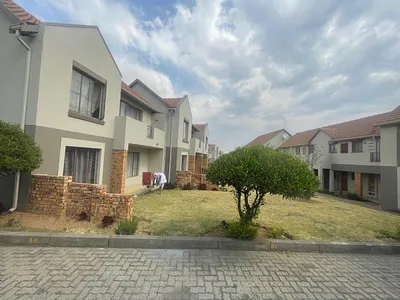 1 Bedroom Apartment For Sale in Kempton Park - img