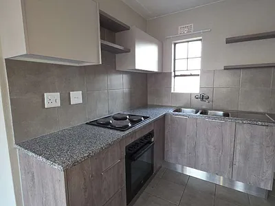 2 Bedroom Apartment To Rent in Pretoria - xjBX.webp