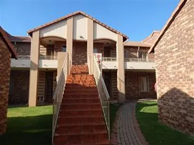 2 Bedroom Townhouse To Rent in Equestria, Pretoria - y81Y.webp