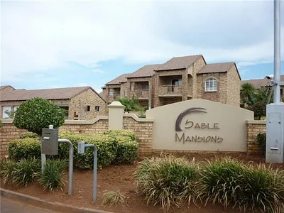 2 Bedroom Townhouse To Rent in Mooikloof Ridge, Pretoria - DORz.webp