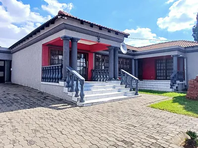 4 Bedroom House For Sale in Pretoria - 2nTV.webp
