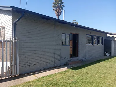3 Bedroom House For Sale in Vanderbijlpark CE 2, Vanderbijlpark CE - y14K.webp