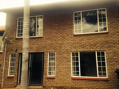 3 Bedroom Townhouse To Rent in Pretoria - img