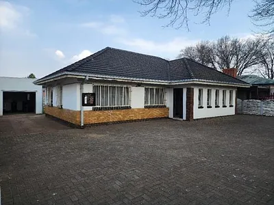 3 Bedroom House For Sale in Vanderbijlpark CE 1, Vanderbijlpark CE - wfgt.webp