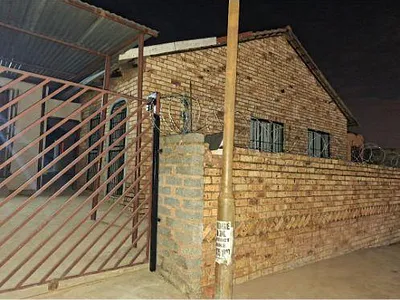 1 Bedroom Apartment To Rent in Pretoria - ycfJ.webp