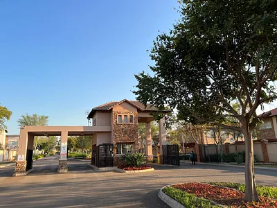 1 Bedroom Apartment For Sale in Pretoria - oUa6.webp