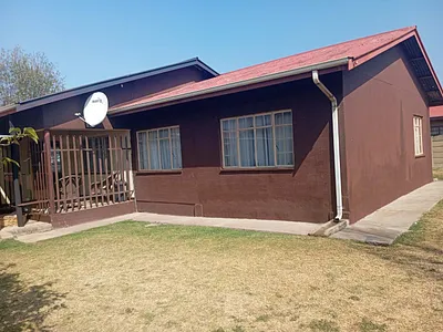 3 Bedroom House For Sale in Vanderbijlpark SE - qoRF.webp