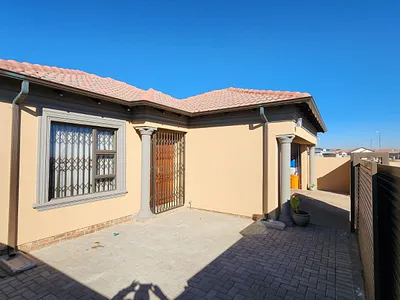3 Bedroom House For Sale in Vanderbijlpark CE 7, Vanderbijlpark CE - YyXN.webp