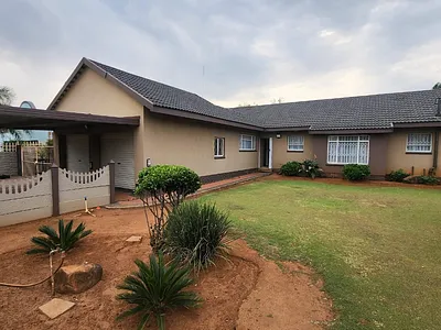 3 Bedroom House For Sale in Vanderbijlpark SE 6, Vanderbijlpark SE - xvzQ.webp