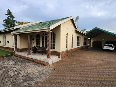 5 Bedroom House For Sale in Vanderbijlpark - img