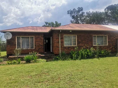 3 Bedroom House For Sale in Vanderbijlpark CW 6, Vanderbijlpark CW - CuoL.webp