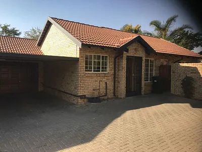3 Bedroom Townhouse To Rent in Pretoria - KtSC.webp