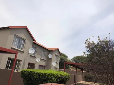 2 Bedroom Townhouse To Rent in Centurion - img