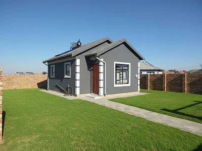 2 Bedroom House For Sale in Springs - Ww4B.webp