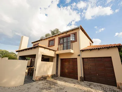 3 Bedroom Townhouse For Sale in Centurion - ZuP2.webp