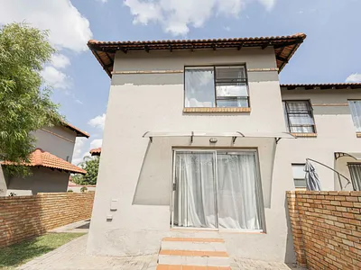 2 Bedroom Townhouse For Sale in Centurion - G2aQ.webp