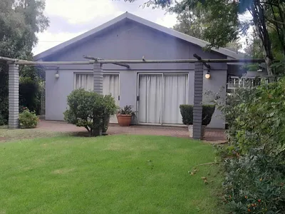 4 Bedroom House For Sale in Vanderbijlpark SW 1, Vanderbijlpark SW - tS9y.webp