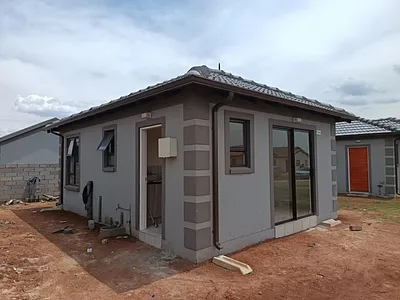 2 Bedroom House For Sale in Boksburg - O1WW.webp