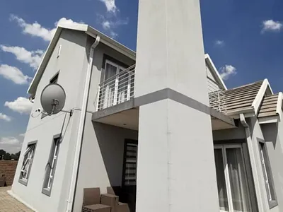 3 Bedroom House For Sale in Vereeniging - TZPH.webp