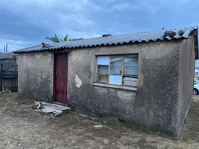 2 Bedroom House For Sale in Newcastle - TBlj.webp