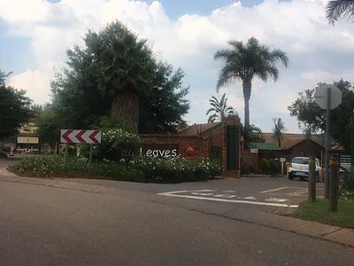 2 Bedroom Townhouse To Rent in Pretoria - img