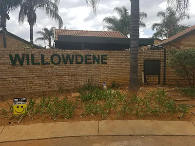 2 Bedroom Townhouse To Rent in Pretoria - img