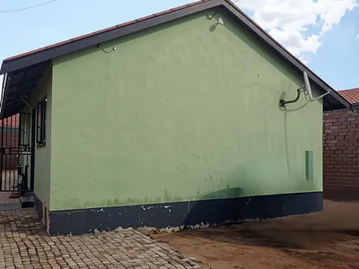 2 Bedroom House For Sale in Randfontein - img