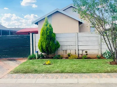3 Bedroom House To Rent in Alberton - k0rK.webp