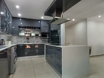 3 Bedroom House For Sale in Johannesburg - img