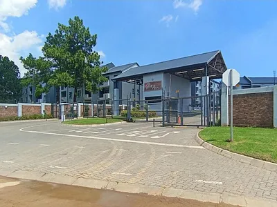 2 Bedroom Apartment For Sale in Glen Austin, Midrand - dfHn.webp