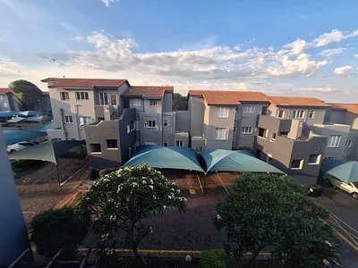 2 Bedroom Apartment To Rent in Randburg - 71iP.webp