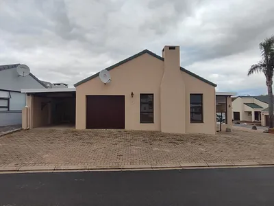 3 Bedroom House For Sale in Stilbaai West, Stilbaai - img