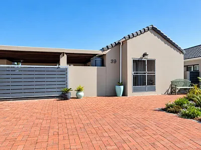 3 Bedroom House For Sale in Stilbaai West, Stilbaai - img